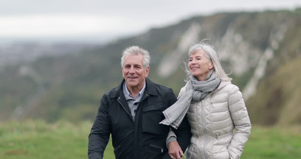Beneficios del senderismo en las personas mayores
